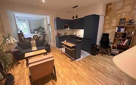 Grand Appartement En Rdc Avec Jardin